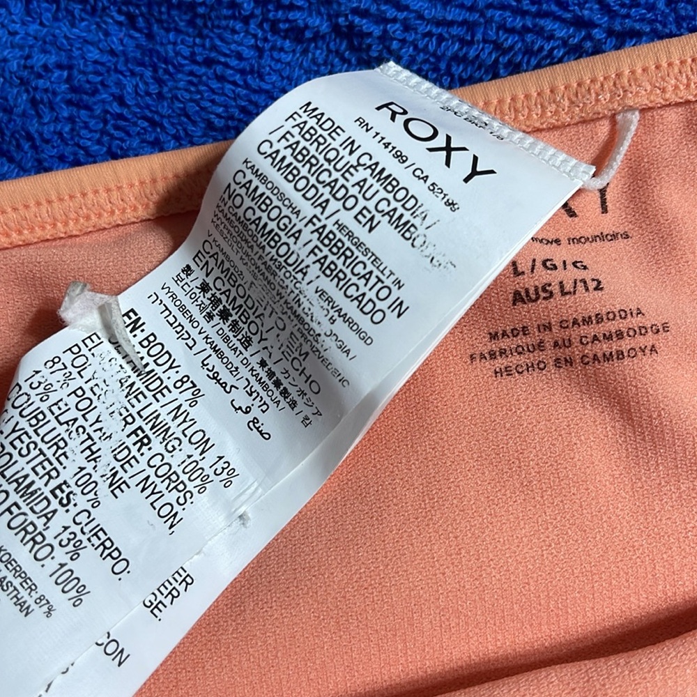 New Roxy bikini - Picture 8 of 11